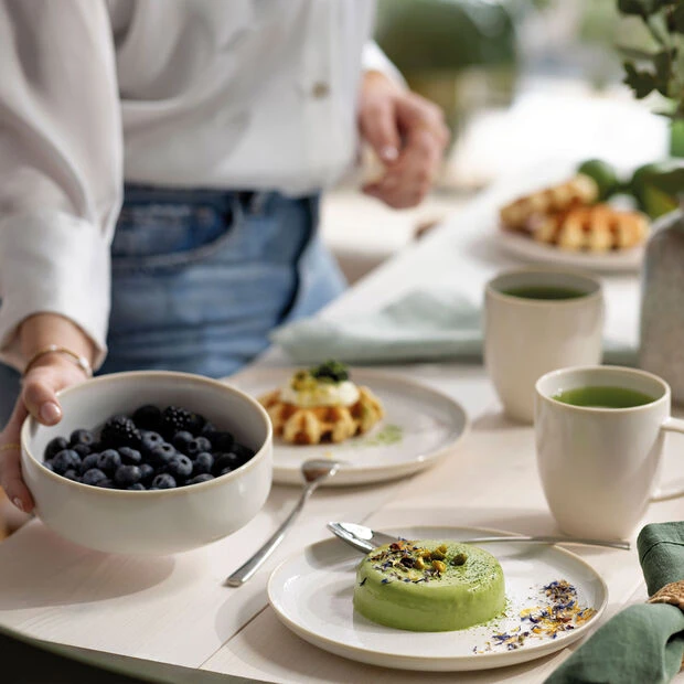 Anna Servies